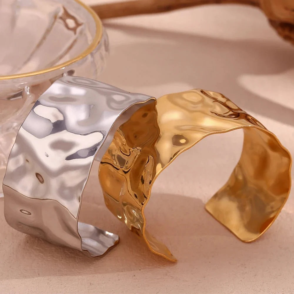 18k Hammered Texture Bangle Bracelets