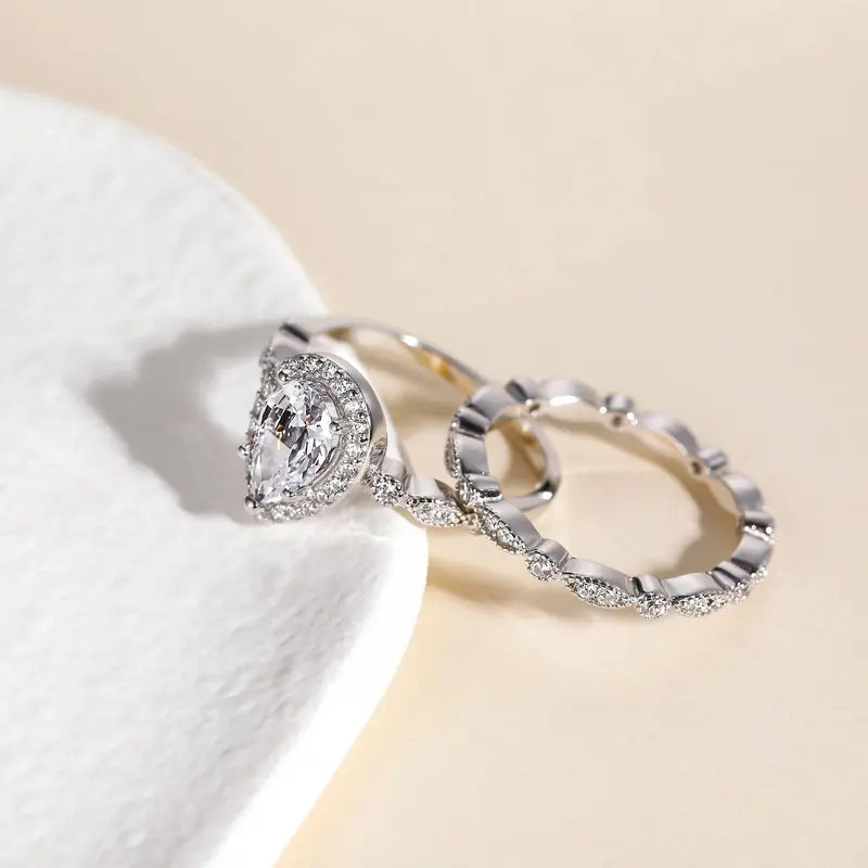 2pc Pear Cut Ring Set