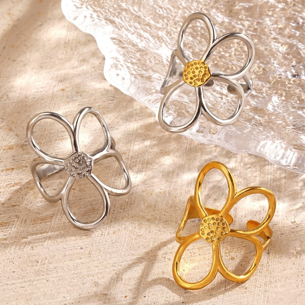 Elegant Daisy Flower Outline Ring