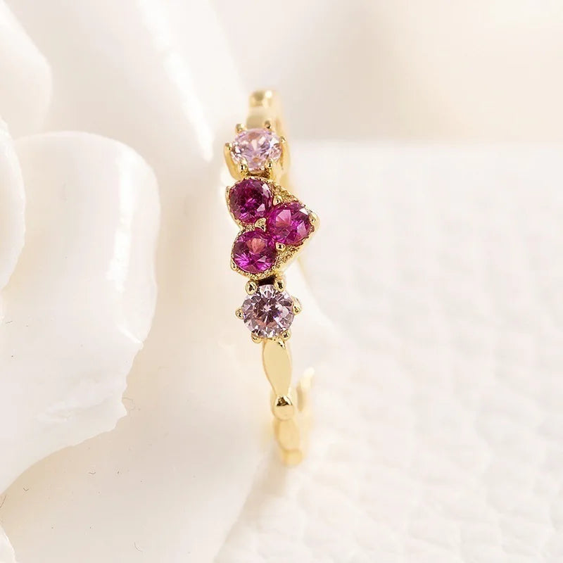 Feminine Heart Diamond Ring