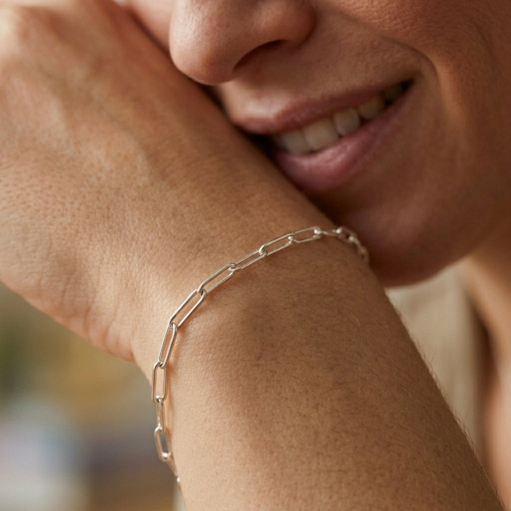 Veinci Classics Paperclip Bracelet