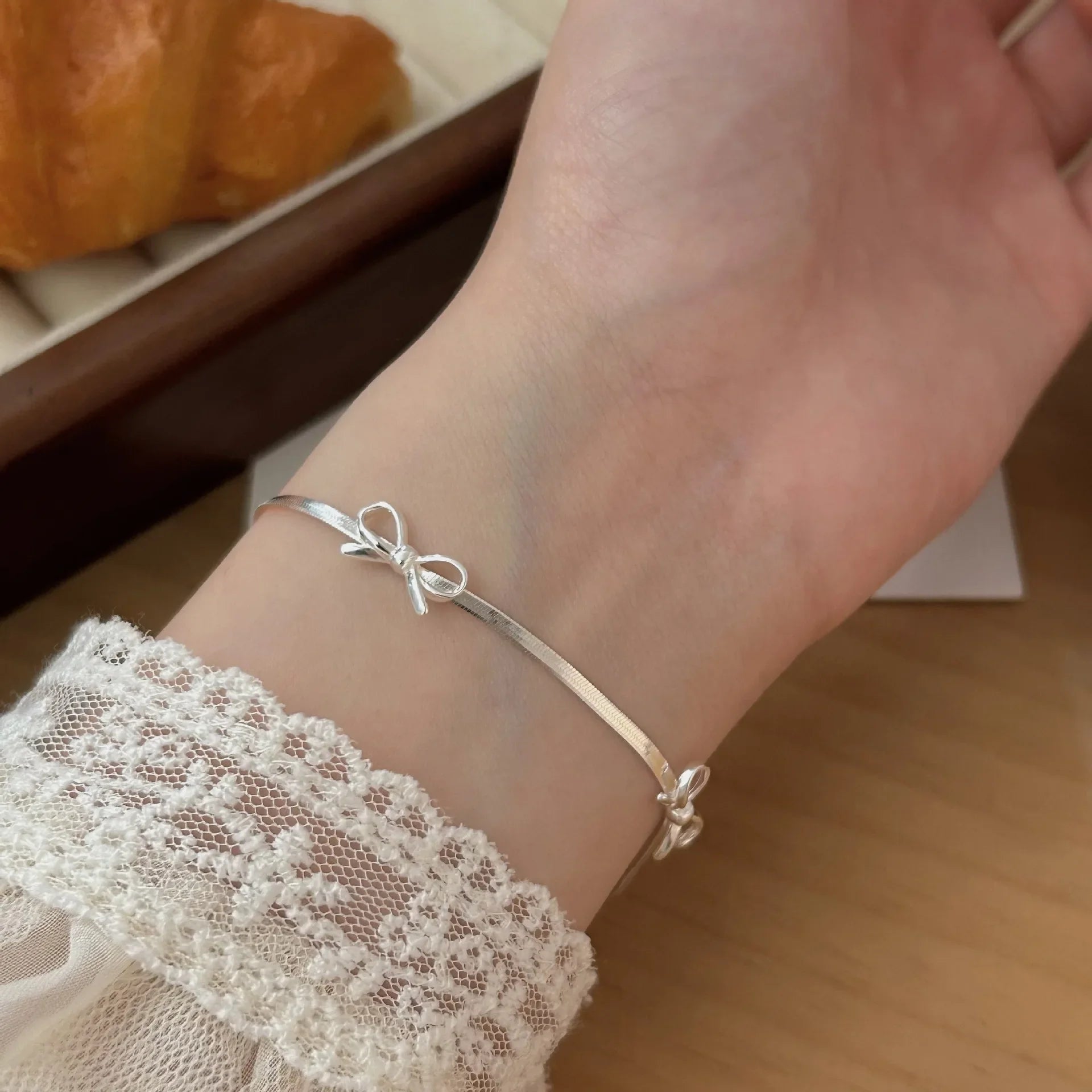 Feminine Bow Herringbone Necklace and Bracelet