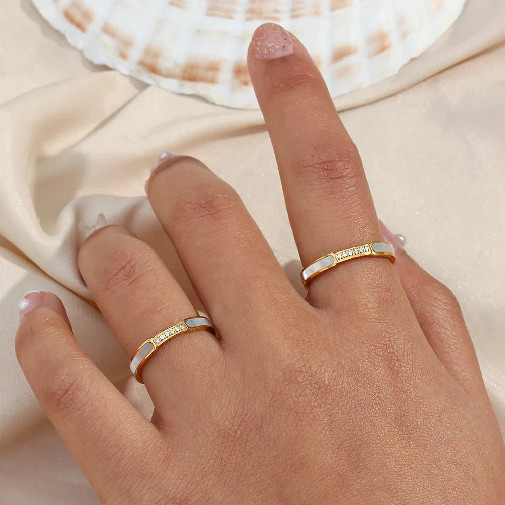 Dainty Shell Paved Dainty Diamond Ring