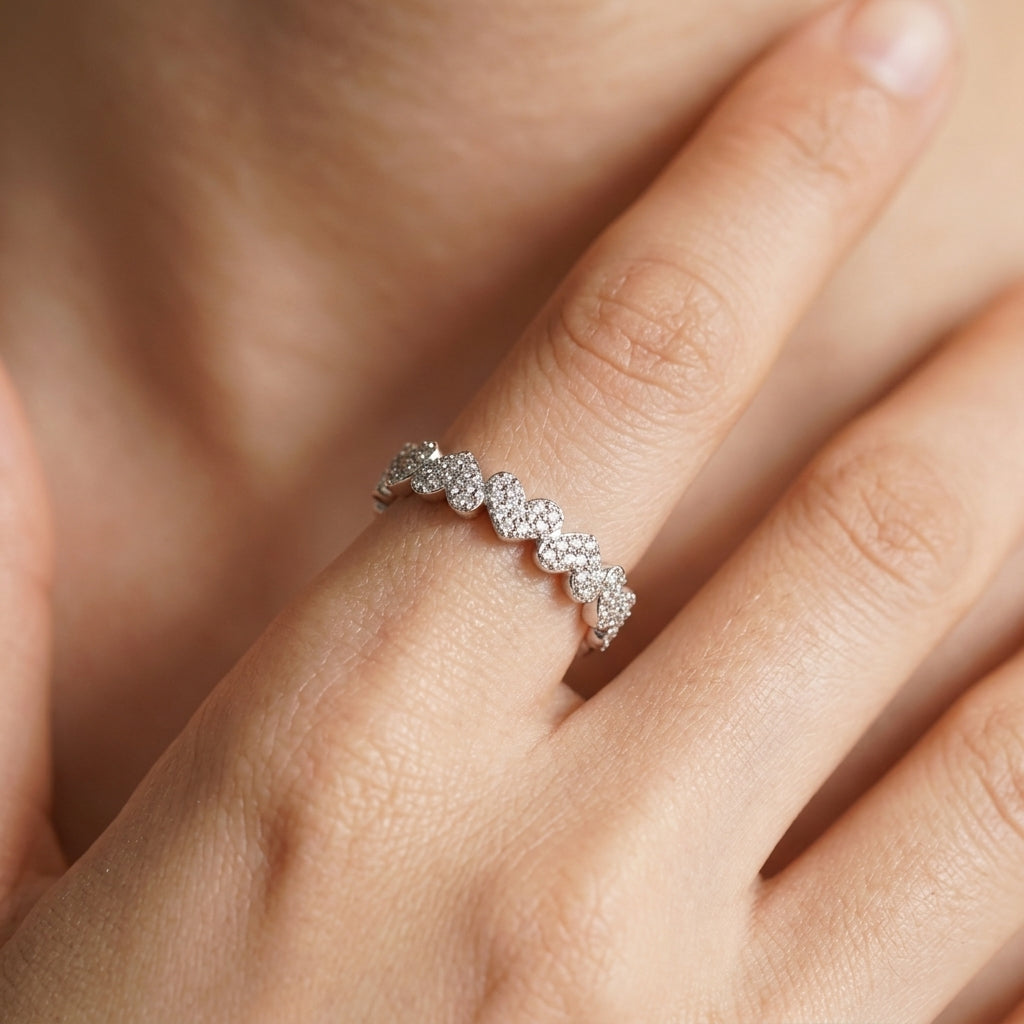 S925 Moissanite Accented Eternity Heart Ring