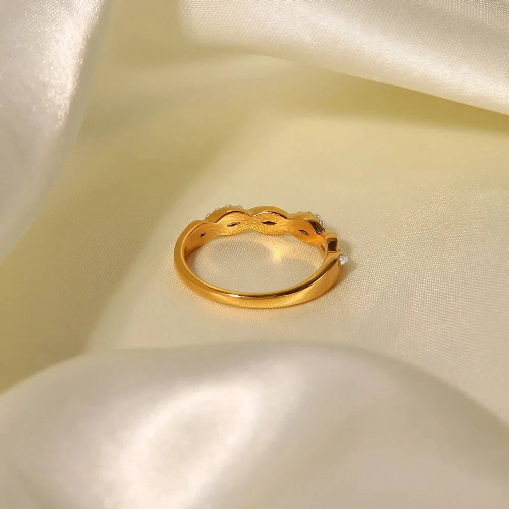Dainty Pearl Intertwined Ring