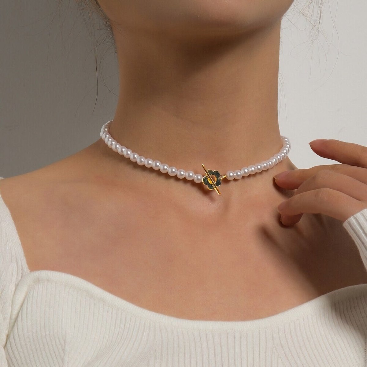 Floral Choker Flower Clasp Necklace