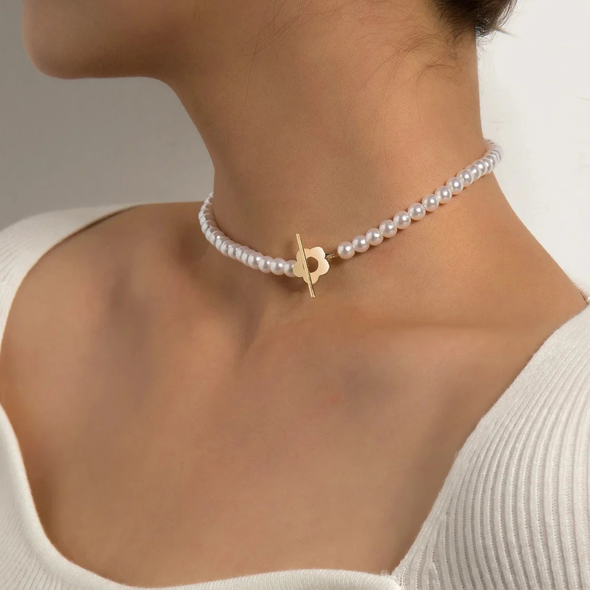 Floral Choker Flower Clasp Necklace