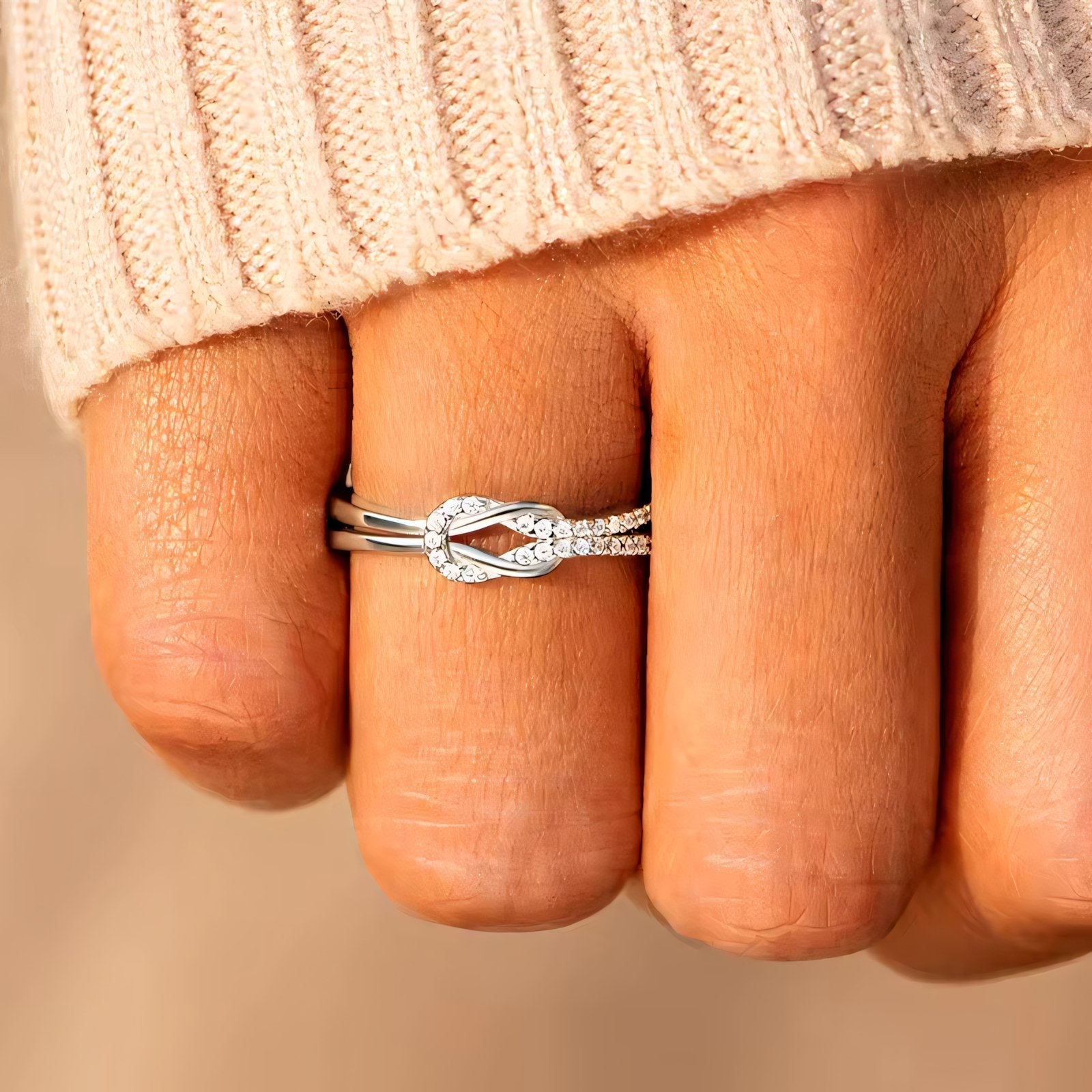 Forever Connected Knot Ring