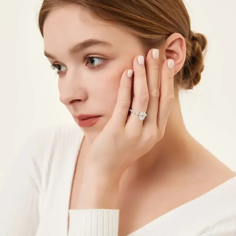 S925 3CT Elegant Oval Set Moissanite Accented Band Ring