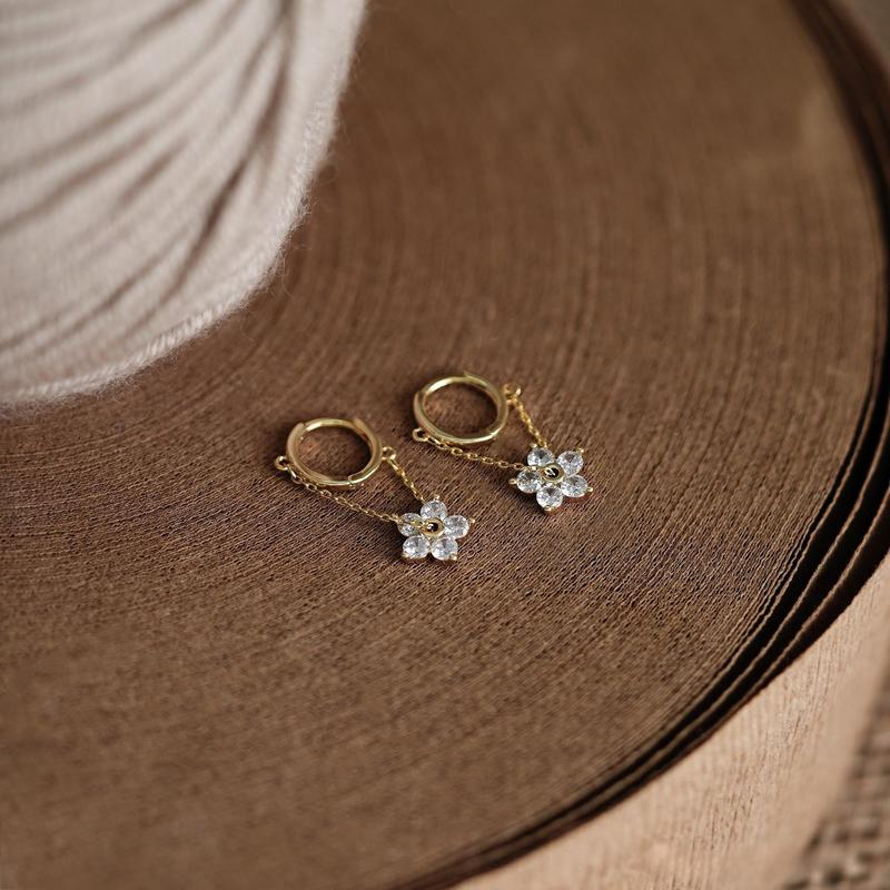 18k Dainty Hoop Floral Dangle Earrings