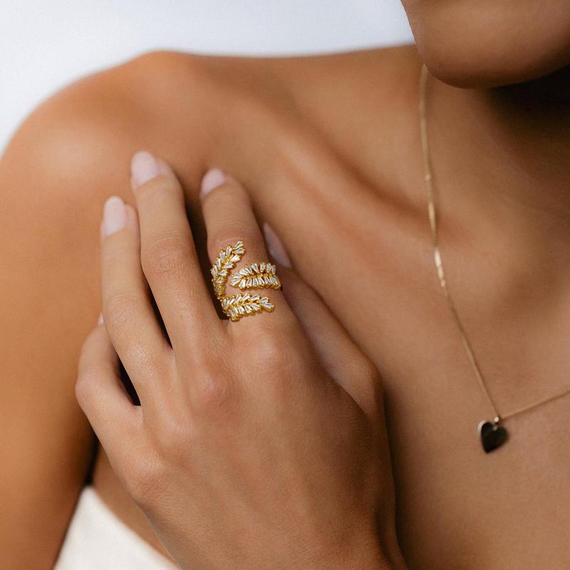 14k Elegant Leaf Wrap Around Ring
