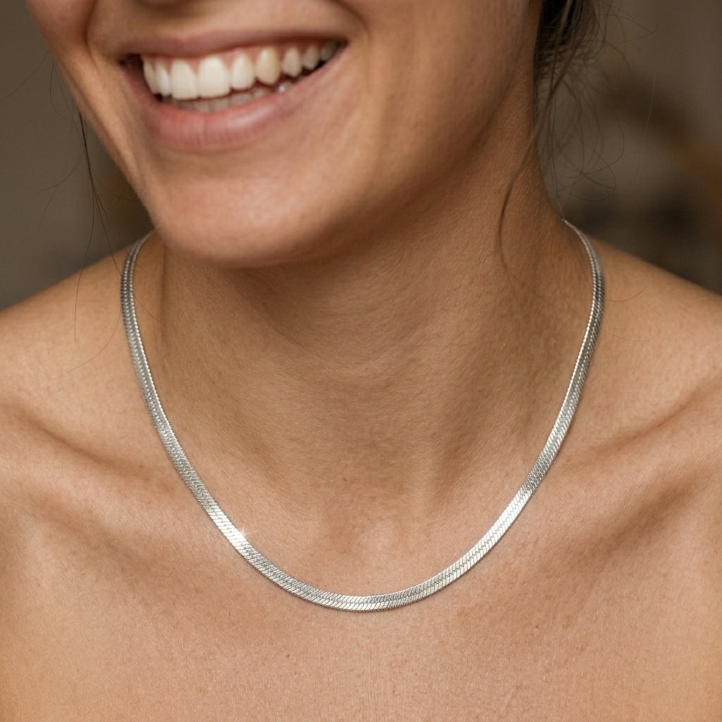 Veinci Classics Herringbone Necklace