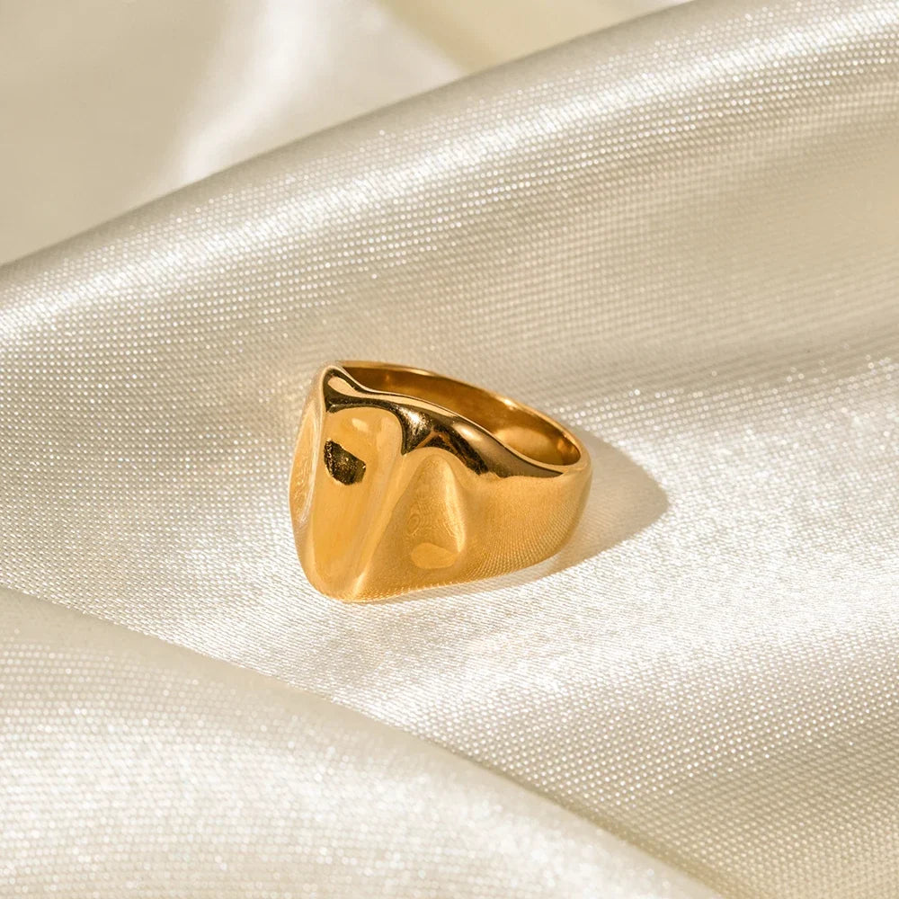 Wide Wave Textured Ring