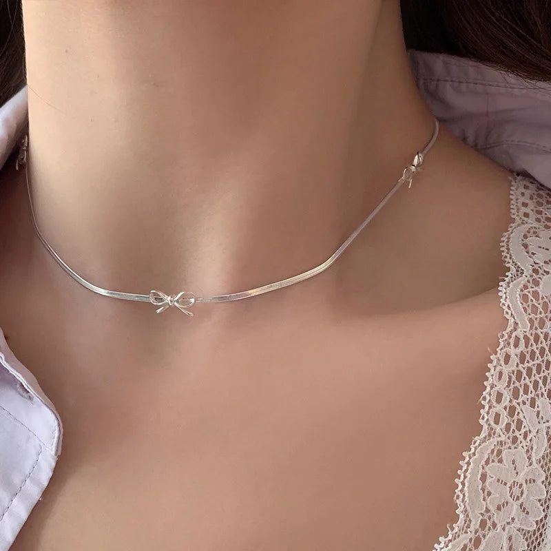 Feminine Bow Herringbone Necklace and Bracelet