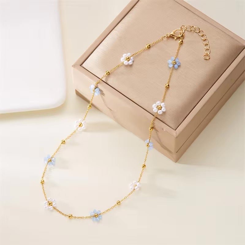 Dainty Daisy Necklace & Bracelets