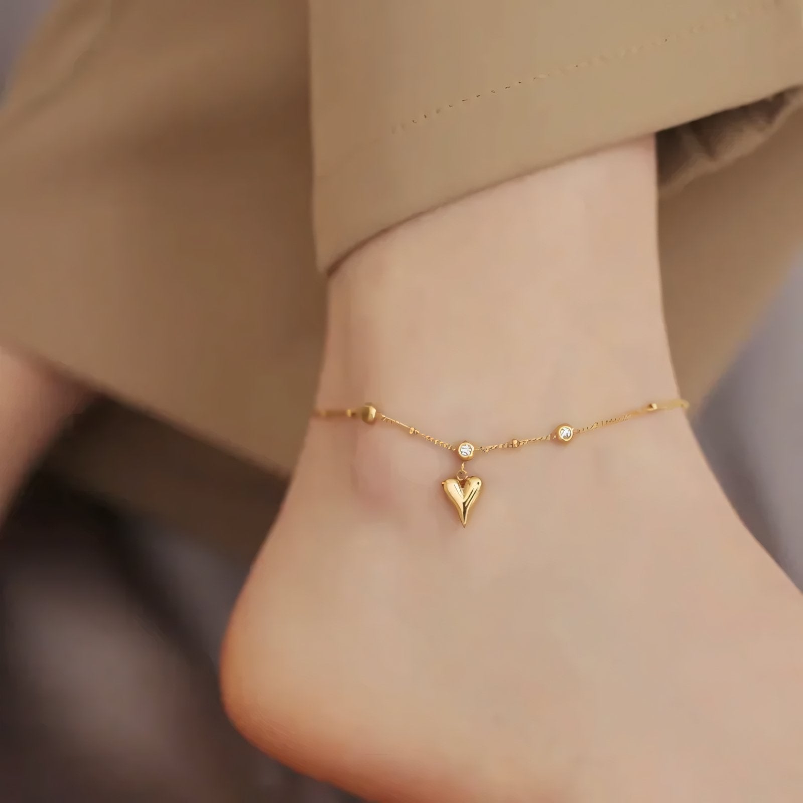 Dainty Romantic Heart Diamond Anklet