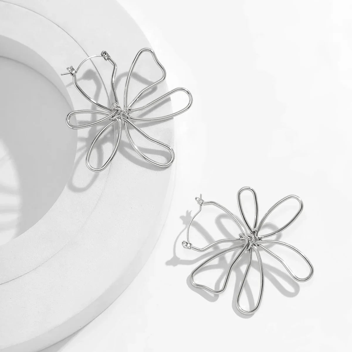 Floral Knot Outline Earrings
