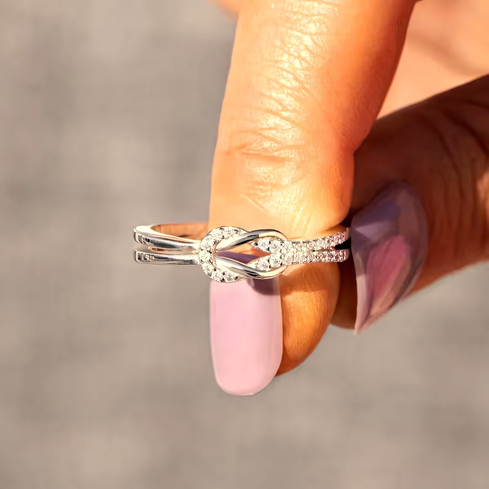 Forever Connected Knot Ring